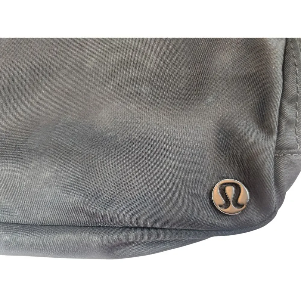 Lululemon Black Belt Bag /‎ Crossbody Pouch Adjustable Strap Nylon